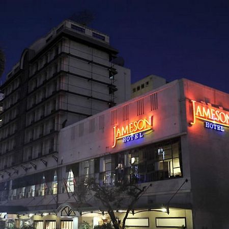 Cresta Jameson Hotel Harare Exterior photo